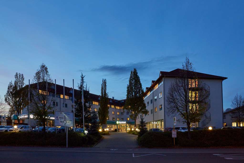 H+ Hotel Stuttgart Herrenberg Eksteriør billede